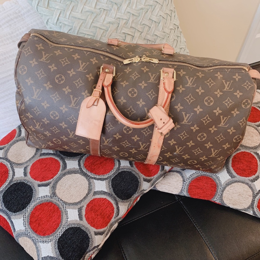 LUIS VUITTON Duffle Bag Used Excellent Condition!!